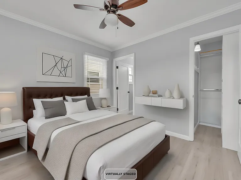4587 Campus Ave — Photo 14