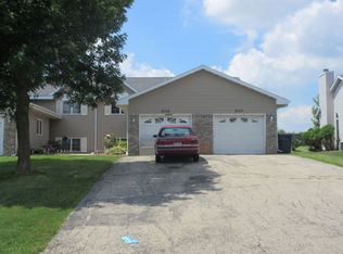 2111 Green Valley Dr #2117, Janesville, WI 53546