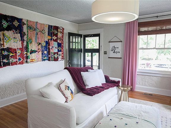 5th image of 1228 Stanhope Ave