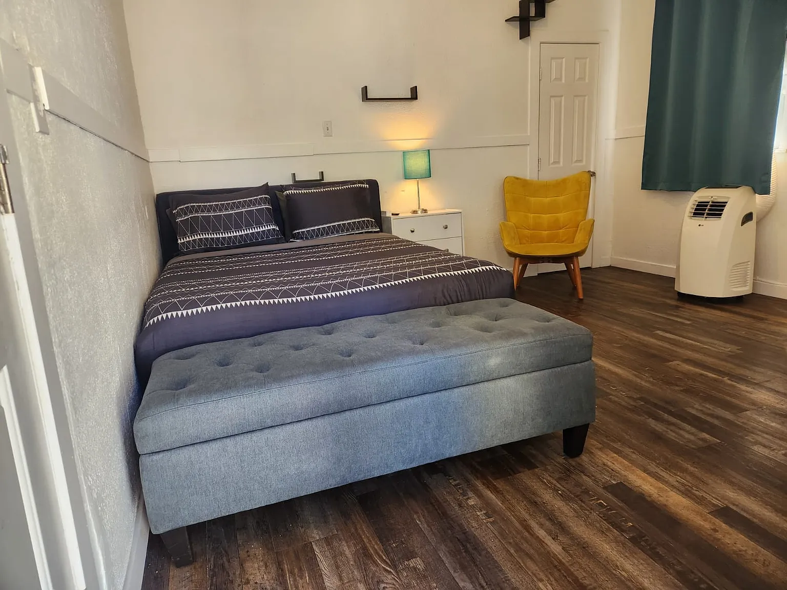1 bed, $2,000 — Photo 2