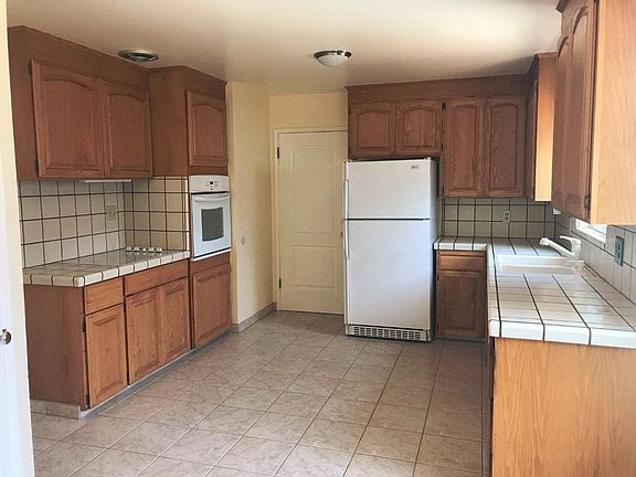 5th image of 626 Coakley Dr