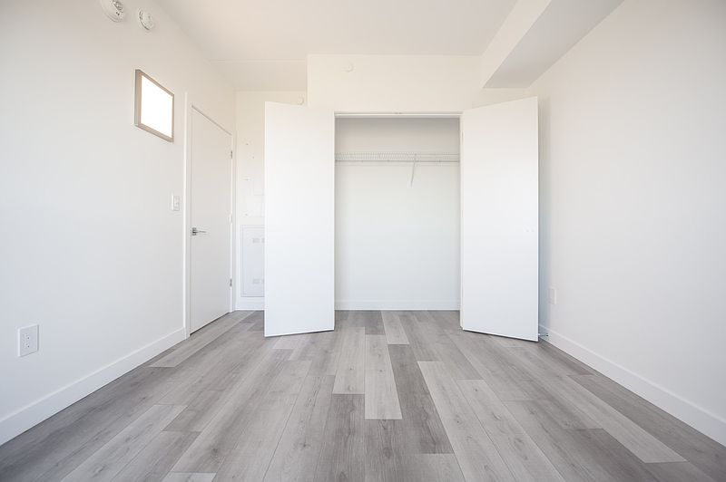 Winnipeg Apartment for rent - 2 Bedrooms — photo 33