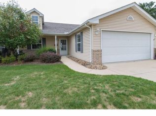 316 West Gln, Elyria, OH 44035