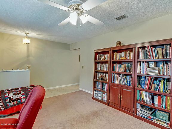 5th image of 1408 S Pike Ln