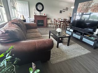 616 Strathcona St #4E, Winnipeg, MB R3G3E8