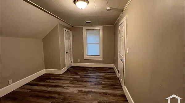 50 Vernon St #3 — Photo 6