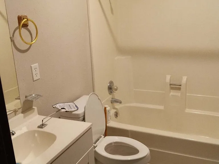 408 & 410 Oklahoma St #2 — Photo 5