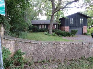 1724 Parkview Ave, Rockford, IL 61107