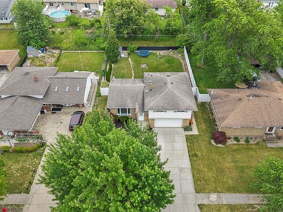 4th image of 6957 Greenbriar Dr
