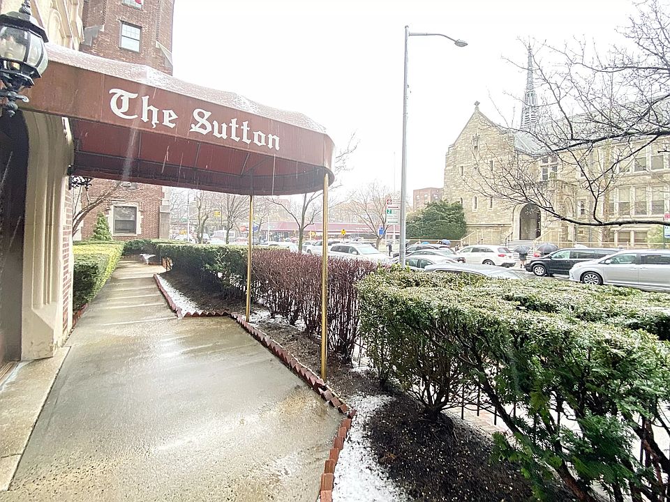 1st image of 10914 Ascan Ave APT 6B