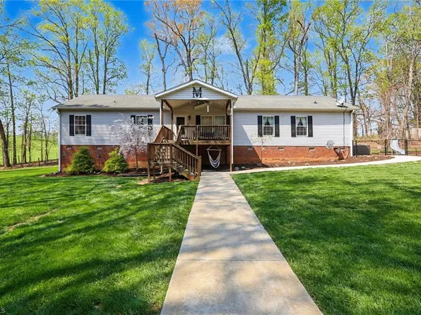 6555 Big Spring Rd, Snow Camp, NC 27349