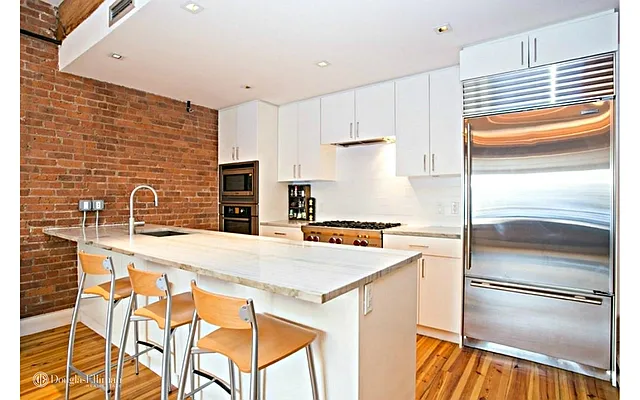 Rented by Douglas Elliman | media 21