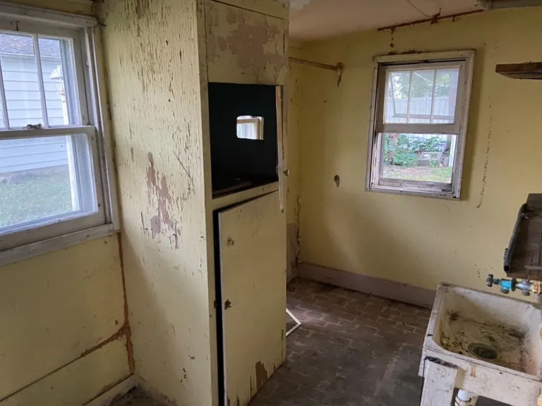 804 Market St — Photo 14