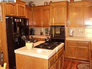 2nd image of 2728 G St