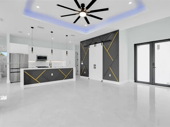 3209 45th St SW, Lehigh Acres, FL 33976