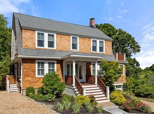 29 Curtis St, Marblehead, MA 01945