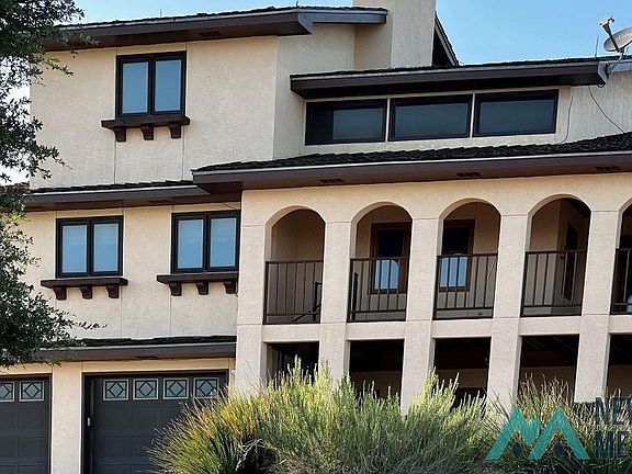 2nd image of 802 Dennis Way