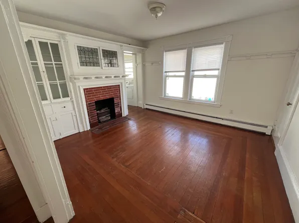 1665 Centre St #2, Newton Highlands, MA 02461