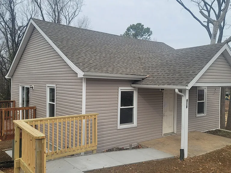 918 Cumberland Dr — Photo 4