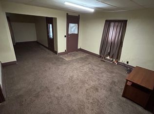 621 S 18th St, Elwood, IN 46036