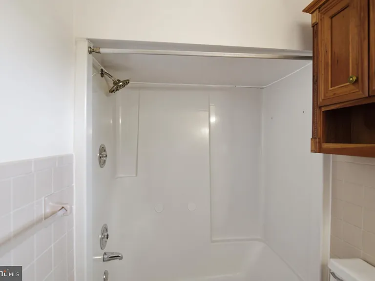 1130 E Park Ave #B — Photo 9