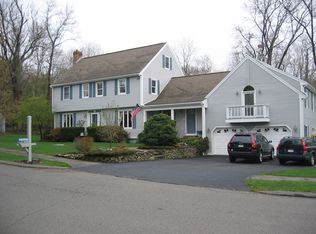 4 Surrey Ln, Danvers, MA 01923