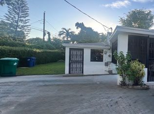 1099 NW 102nd St #EFF, Miami, FL 33150