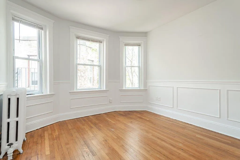 Studio, 1.0 bath, 349 sqft, $2,550 — Photo 1