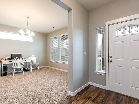 2nd image of 5107 Malaga Dr