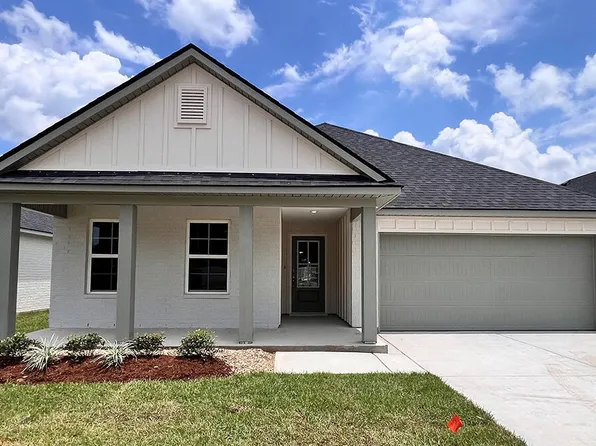 104 Harvest Falls Dr, Broussard, LA 70518