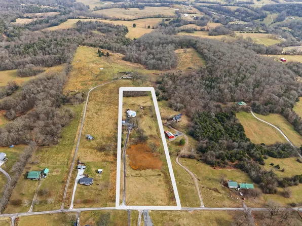75 Vantrease Rd, Brush Creek, TN 38547
