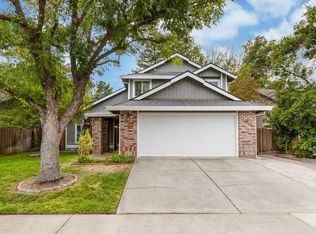 5356 Laguna Park Dr, Elk Grove, CA