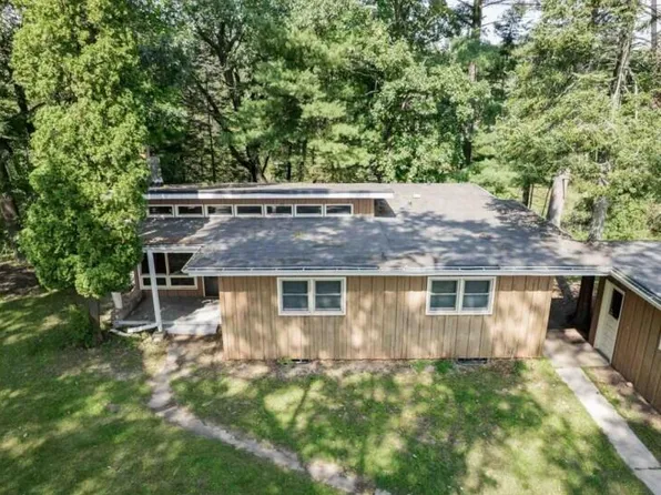 N6927 Harris COURT, Westfield, WI 53964