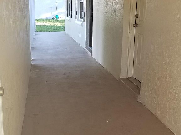 Front Porch/Breezeway from Garage to House