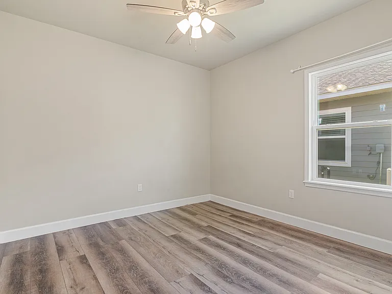 1689 SW 71st Cir — Photo 27
