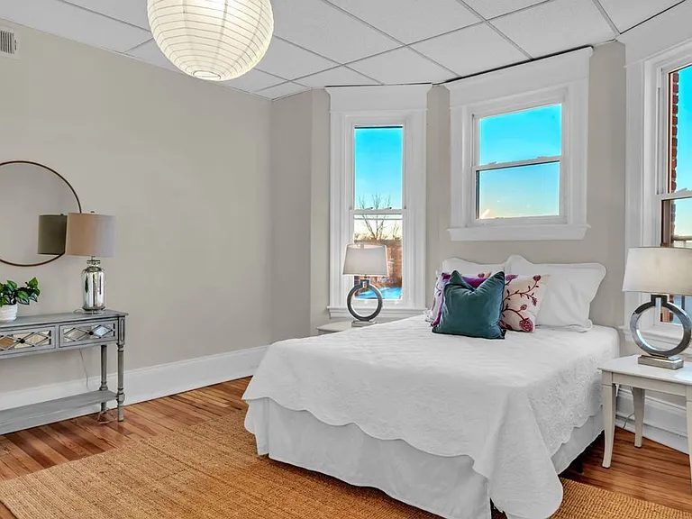 The Woodrow at 300 E 30th Street — Photo 16