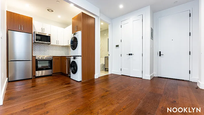 Rented by Nooklyn NYC LLC | media 6