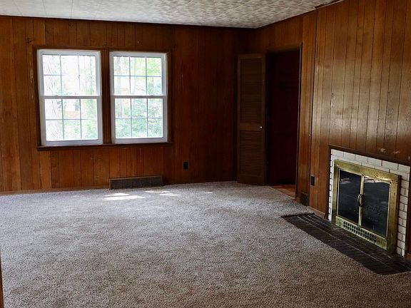 5th image of 204 S Kingston Rd