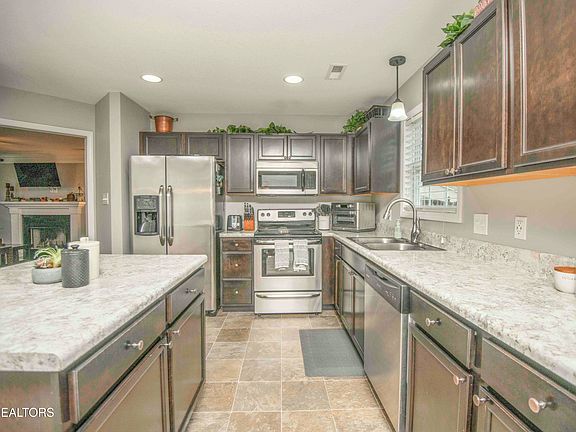 4th image of 7315 Lucky Clover Ln