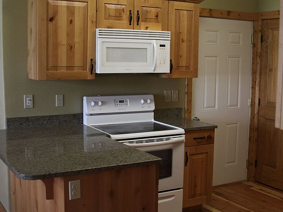 4th image of 107 N 5th St #107