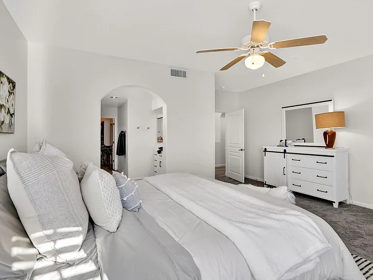 20802 Grayhawk Dr #1087 — Photo 41