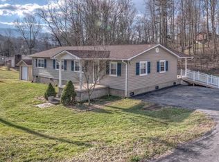 216 Old Weaver Pike, Bluff City, TN 37618