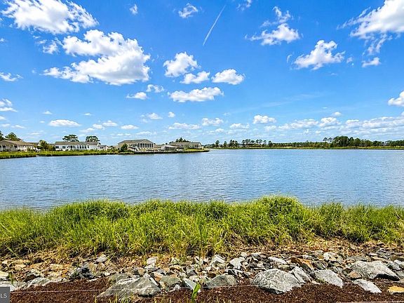 3rd image of 27093 Island Dr #I-11
