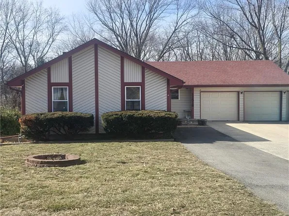 11518 N Virginia Ave, Kansas City, MO 64155