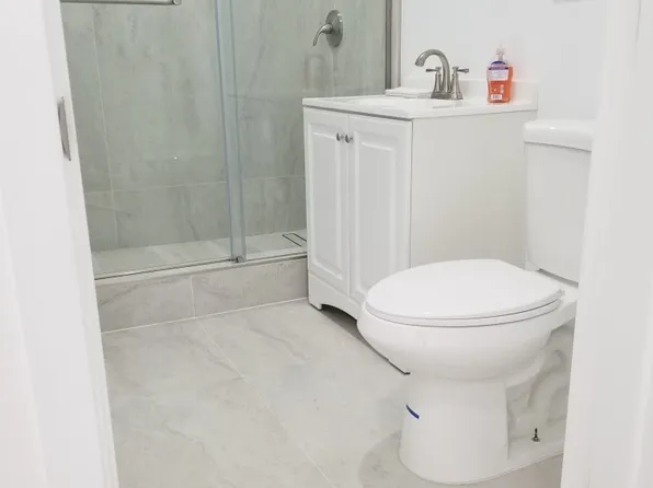 4960 Rosewood Ave #424, Los Angeles, CA 90004