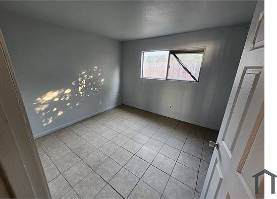 3rd image of 370 Jill Cir #370