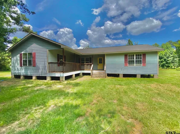 621 County Road 2050, Crockett, TX 75835