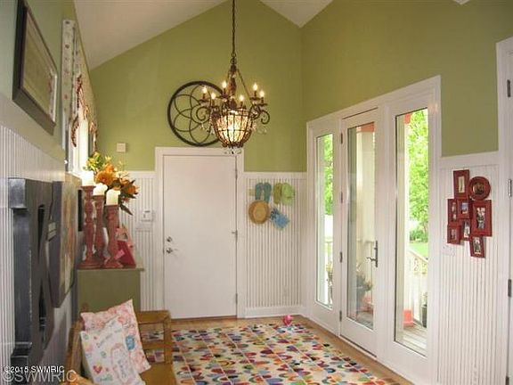 3rd image of 3516 Magnolia Ln