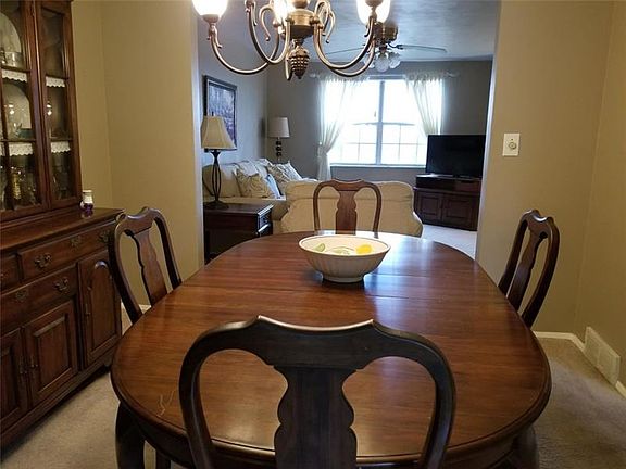 4th image of 251 Bonita Dr