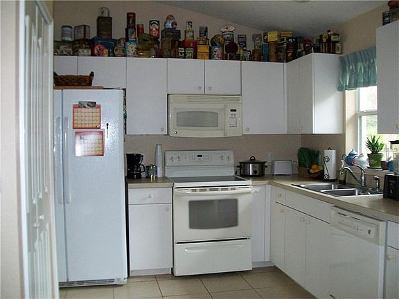 4th image of 1528 Saracen Ln
